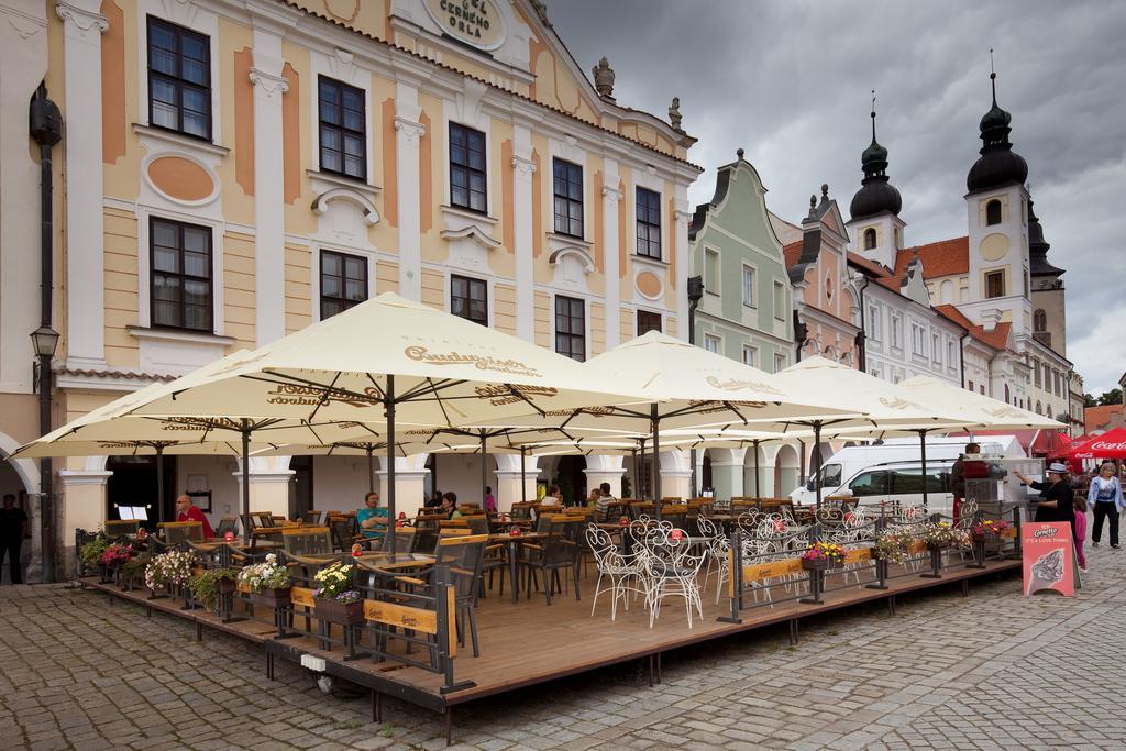 Hotel U Cerneho Orla Telč Quarto foto